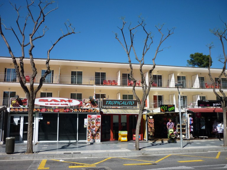 SALOU CENTRIC RENTALMAR 