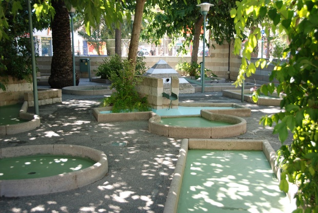 MINI GOLF 