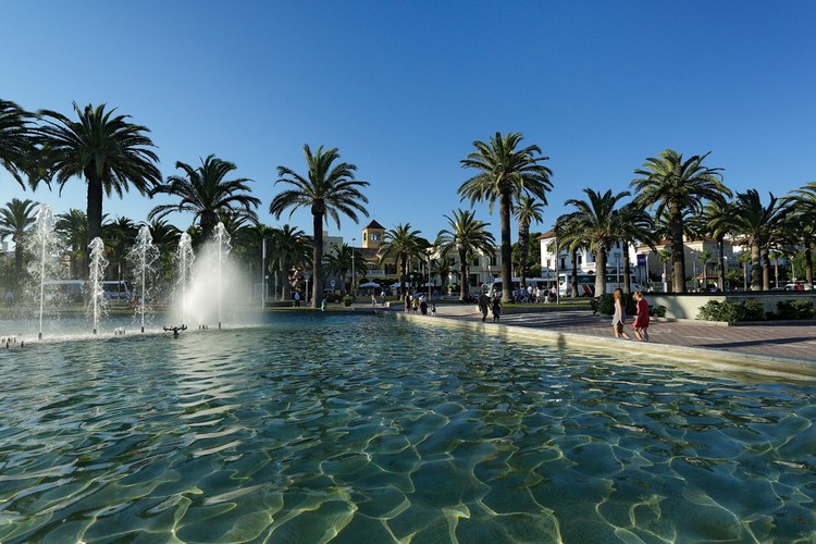 Zierbrunnen