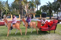 Las figuras navideñas que adornan las calles de Salou, la gran novedad de este año que triunfa entre los más pequeños y las familias