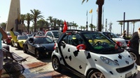 Salou llena de 'smart lovers' y 1.200 coches 'smart' el Passeig Jaume I